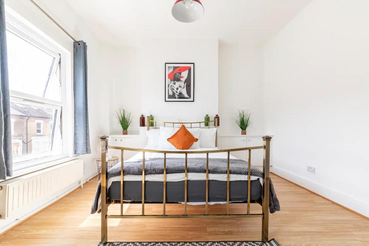 Large, Bright And Spacious 3 Bed Flat In Londen Buitenkant foto