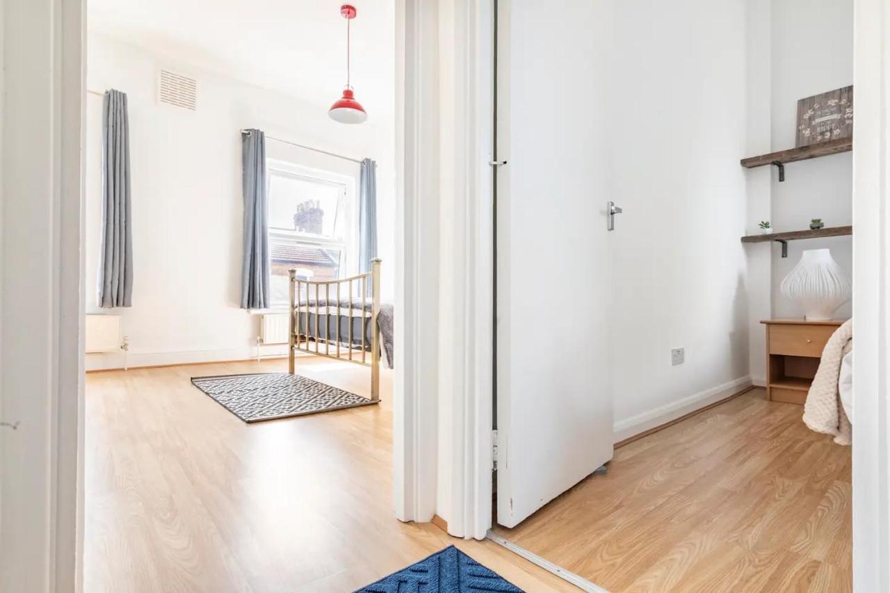 Large, Bright And Spacious 3 Bed Flat In Londen Buitenkant foto